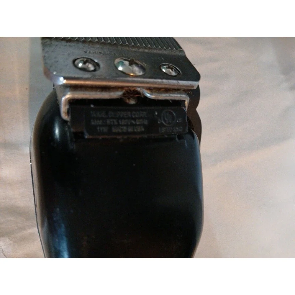 Vintage Wahl Profesional Sterling 4 Clippers With Accessories-Case TESTED WORKS